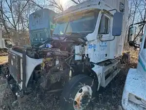 Salvage 2000 Freightliner Century Class 120 - 4288
