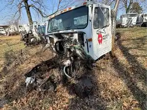 Salvage 2000 International 4900 - 2952