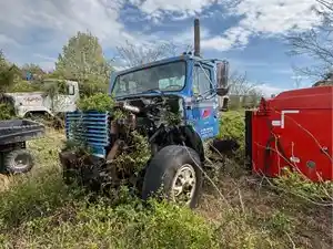 Salvage 2000 International F-4900 - 3553