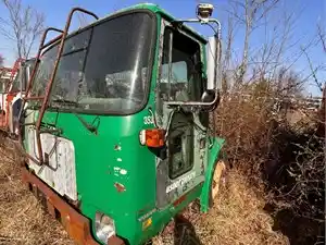 Salvage 2000 Volvo WXLL - U-L4-11A 2000 Volvo WXLL
