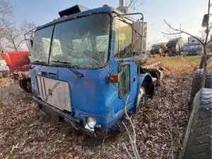 Salvage 2000 Volvo WXLL - 2968