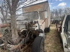 Salvage 2001 GMC 7000 - 2191