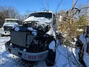 Salvage 2005 Sterling L8500 - 4838