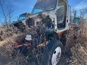 Salvage 2001 Sterling L8500 - 3707
