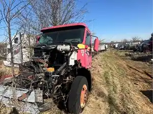 Salvage 2000 Freightliner Century Class C112 - 3066
