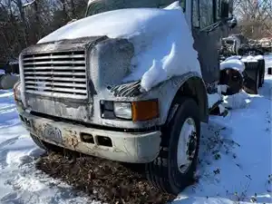 Salvage 2002 International F-4900 - 4317
