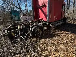 Salvage 1999 Freightliner Century Class C120 - 4846