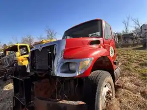 Salvage 2003 International 7400 - 4707