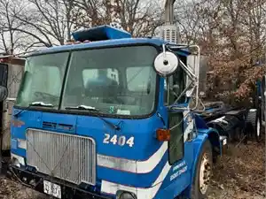Salvage 2000 Volvo WXLL - 2962