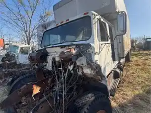 Salvage 1984 International 2000 FLEETSTAR - 2187