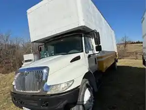 Salvage 2004 International 4300 - 5140