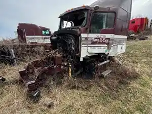Salvage 2004 Kenworth Other - U-L5-11A KW Gilster2