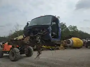 Salvage 2005 International 4300 - 5263