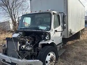 Salvage 2006 Freightliner M2 106 - 4263
