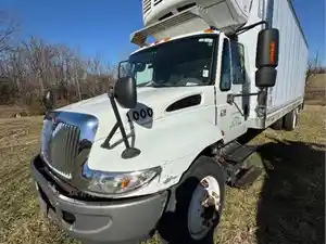 Salvage 2006 International 4300 - 5137