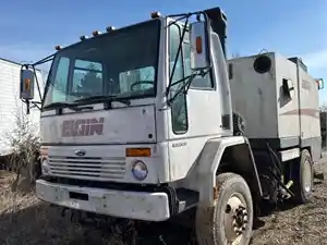 Salvage 2006 Sterling SC8000 Cargo - 4623