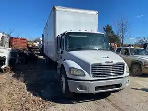 Salvage 2007 Freightliner M2 106 - 5165