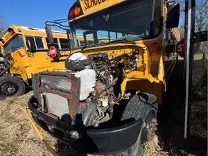 Salvage 2005 IC Corporation PB105 - 4542