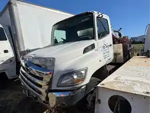 Salvage 2012 Hino 268 - 5113