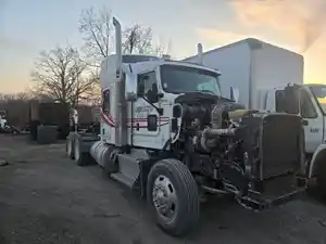 Salvage 2012 Kenworth T800 - 5244