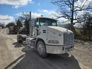 Salvage 2013 Mack CXU613 - 5170