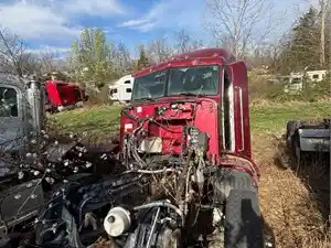 Salvage 2013 Peterbilt 386 - 4982