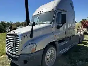 Salvage 2016 Freightliner Cascadia 125 - 5269
