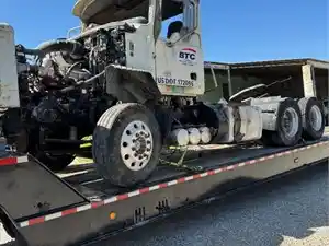 Salvage 2016 Mack CXU613 - 5176