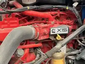 Salvage 2018 International LT625 - 101