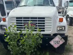 Salvage 1997 GMC C7500 - GMC-1744