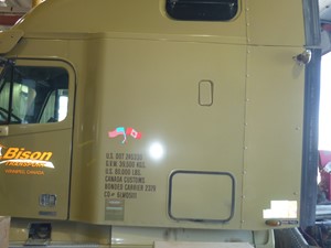Salvage 2006 Freightliner Century Class - FCC-5111
