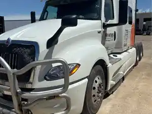 Salvage 2022 International LT625 - LT-6855