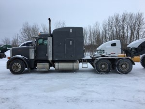 Salvage 2005 Peterbilt 379 - PET05400