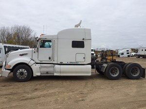 Salvage 2007 Peterbilt 386 - PET07339
