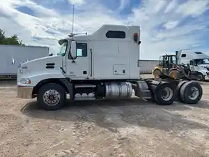 Salvage 2013 Mack CXU613 - MAC13861