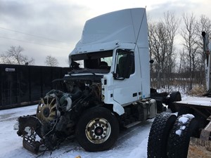 Salvage 2013 Volvo VNL - VOL13456