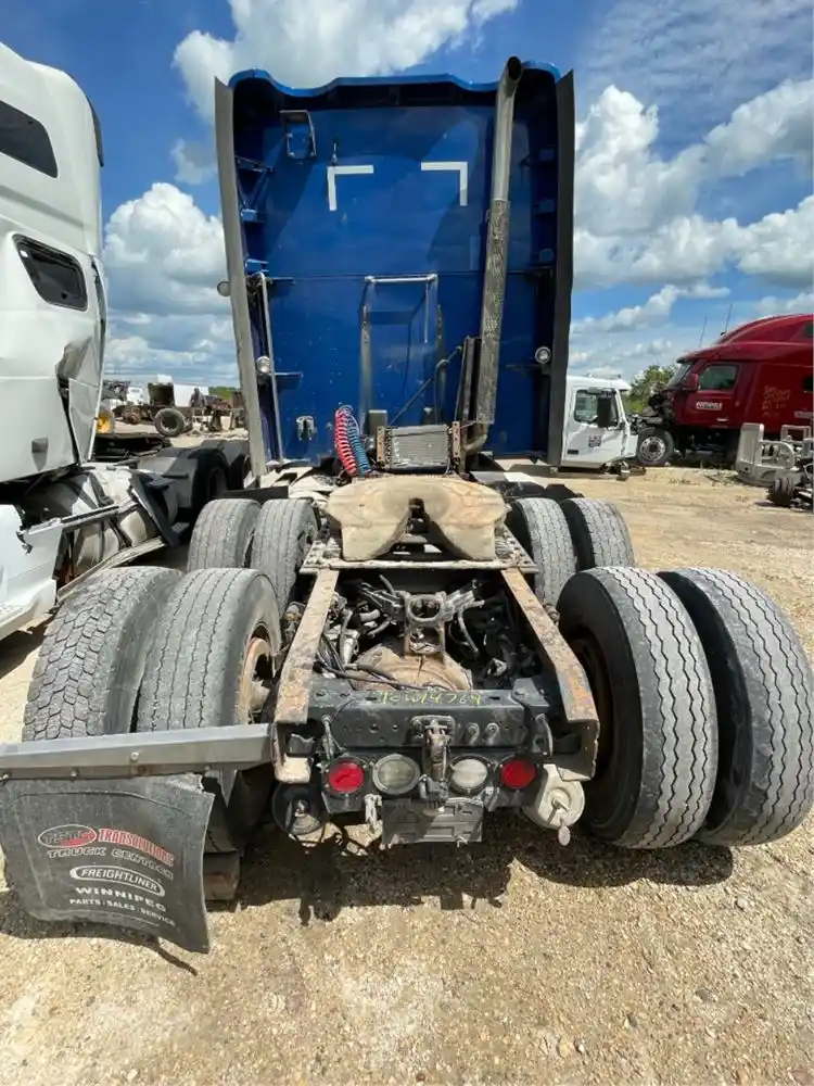 2014 Kenworth T680 Truck for Parts for sale Anola Manitoba Canada