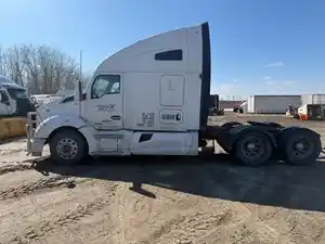 Salvage 2016 Kenworth T680 - KW16853