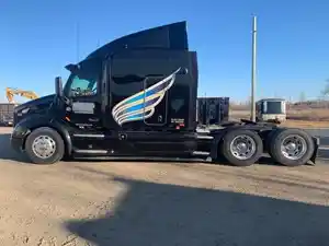 Salvage 2016 Peterbilt 579 - PET16782