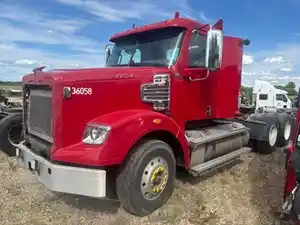 Salvage 2020 Freightliner 122SD - FRT20871
