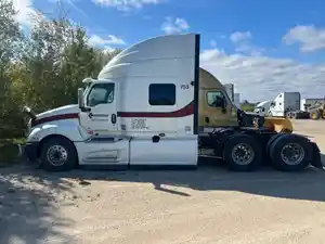 Salvage 2020 International LT625 - INT20818