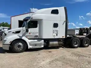 Salvage 2020 Peterbilt 579 - PET20877