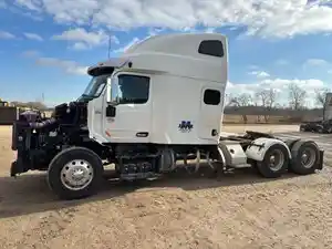 Salvage 2021 Peterbilt 579 - PET21839