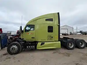 Salvage 2022 Kenworth T680 - KW22838