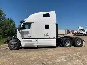 Salvage 2023 Peterbilt 579 - PET23718