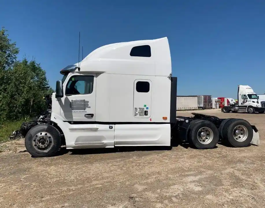 2023 Peterbilt 579 Truck for Parts for sale Anola Manitoba Canada