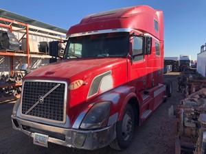 2003 Volvo VNL Truck for Parts (Stock #TR185)) Part Image