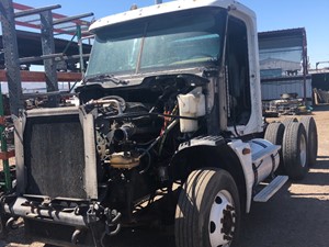 2006 Freightliner COLUMBIA 120 Truck for Parts (Stock #TR115)) Part Image
