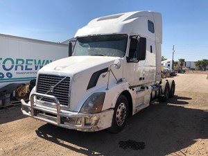 2009 Volvo VNL Truck for Parts (Stock #TR176)) Part Image