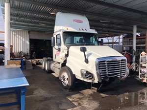 2013 Freightliner Cascadia 125 Truck for Parts (Stock #TR126)) Part Image